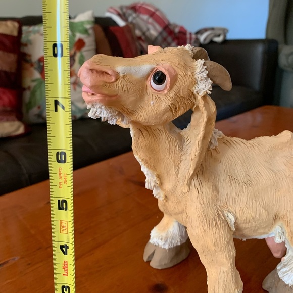 Cheeky Goat Figurine - Picture 9 of 12